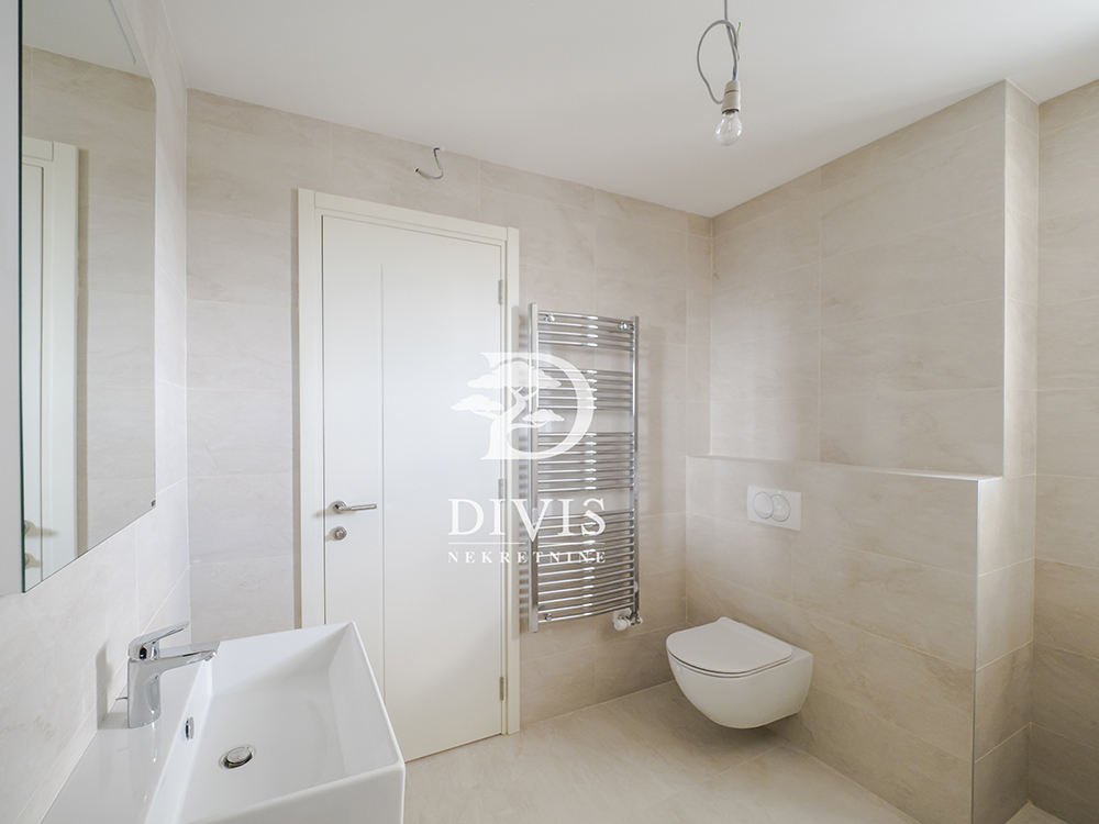 Slika 7 - Generala Rašića, Četvorosoban stan na prodaju, 95m2, 335.000€